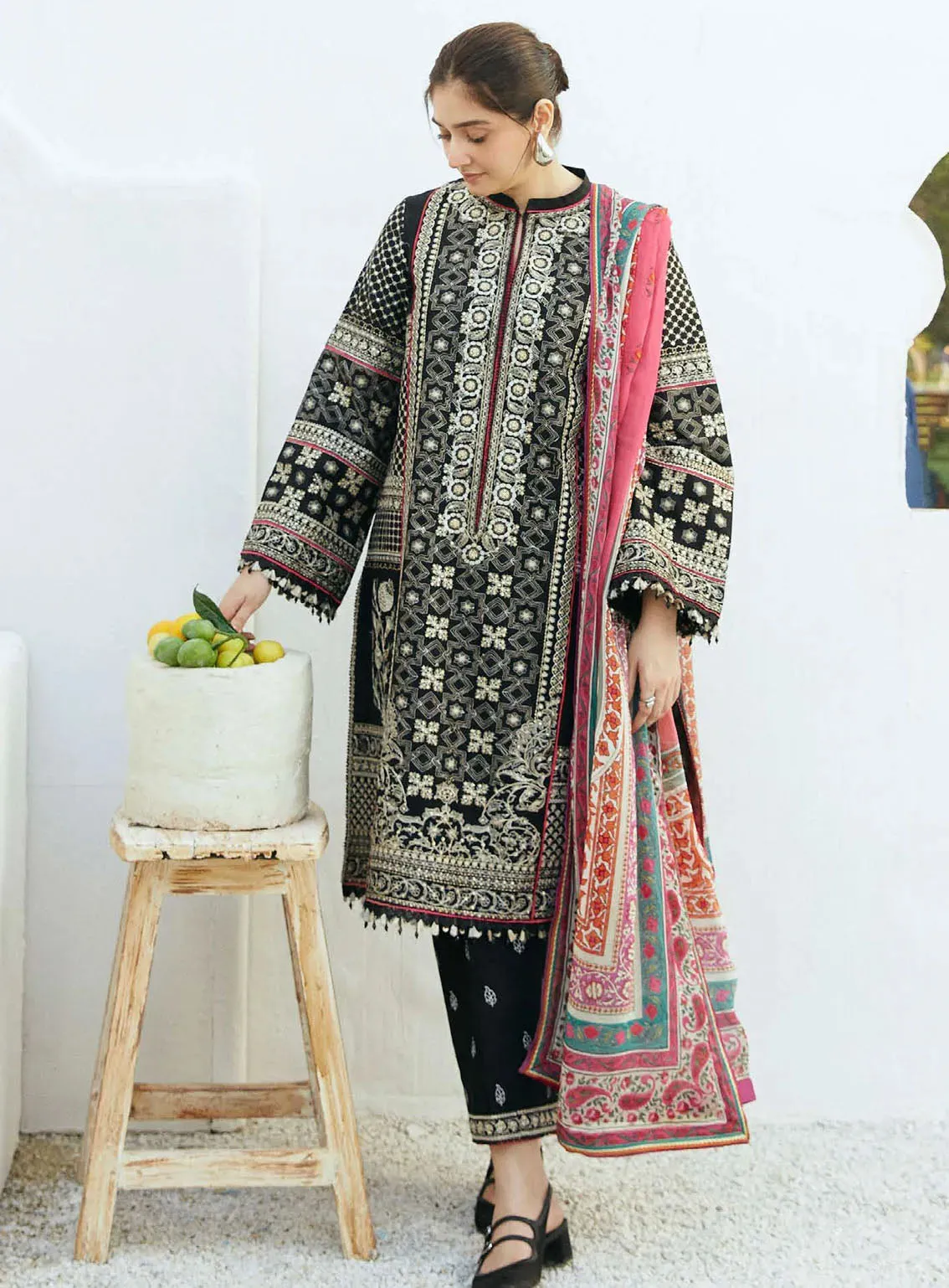 Coco By Zara Shahjahan Embroidered Jacquard 3 Piece Unstitched Suit CZS24E D-06 TAJ