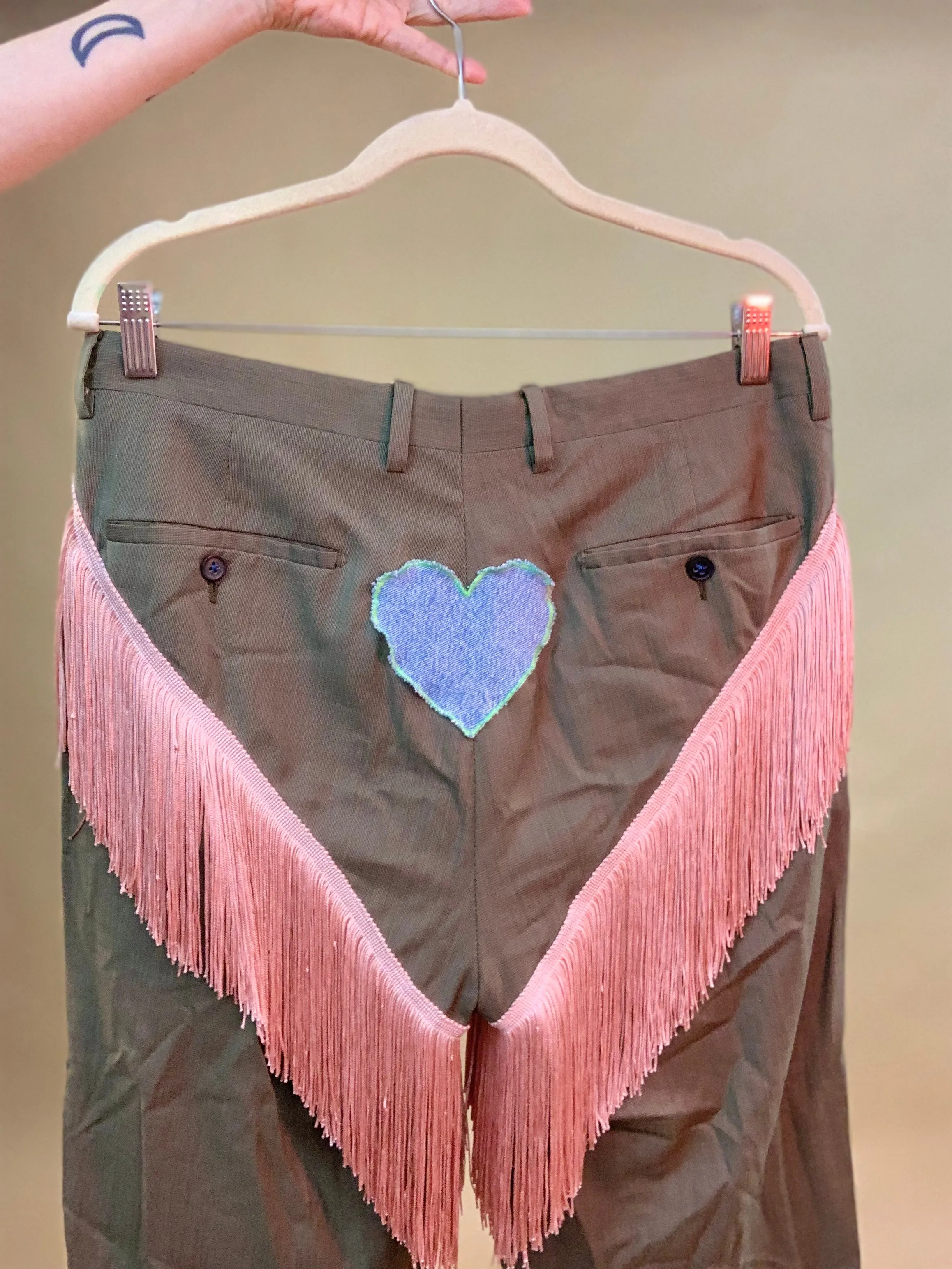 Cropped fringe heart suit