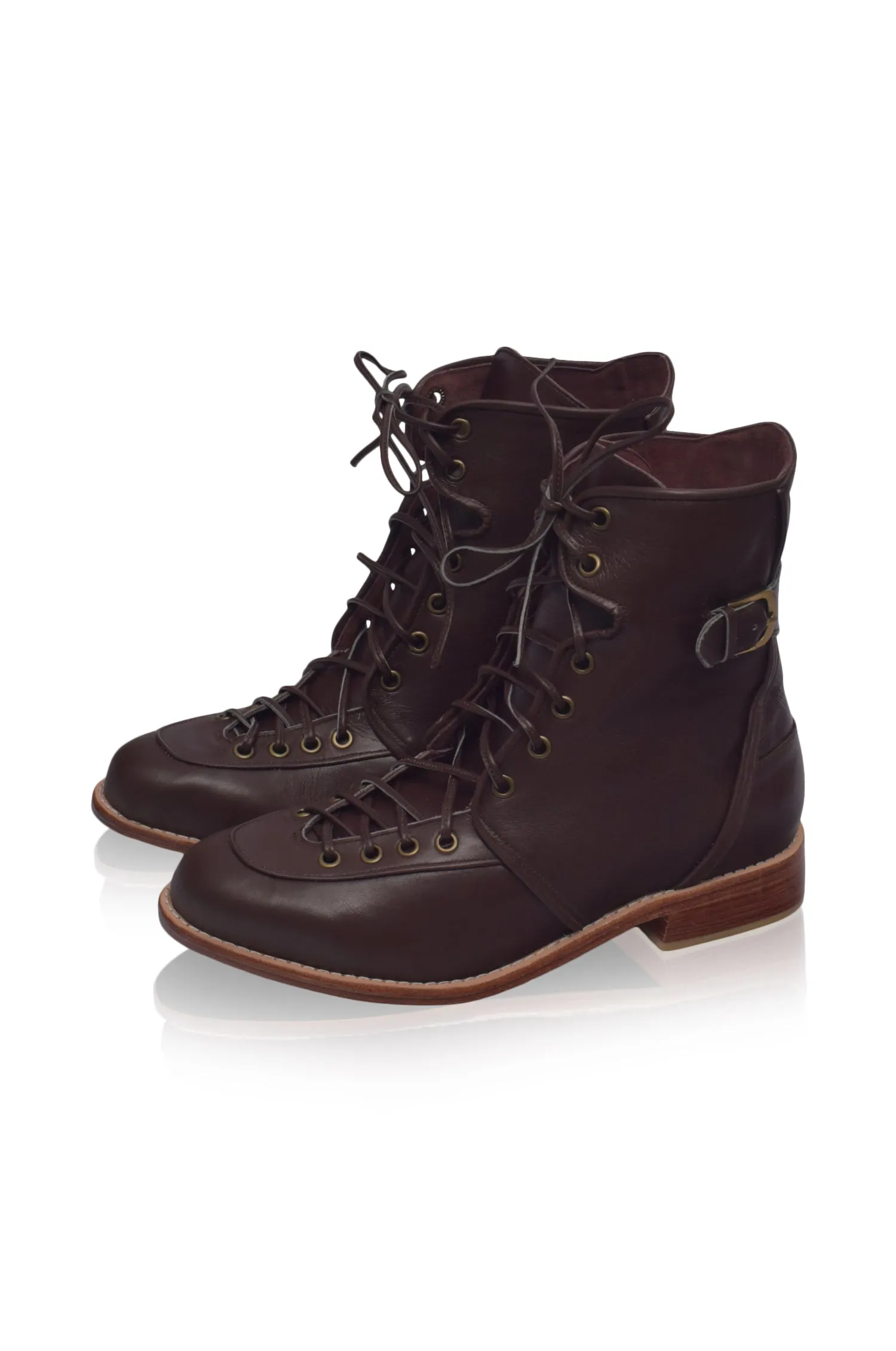 Desert Seeker Combat Leather Boots in Black