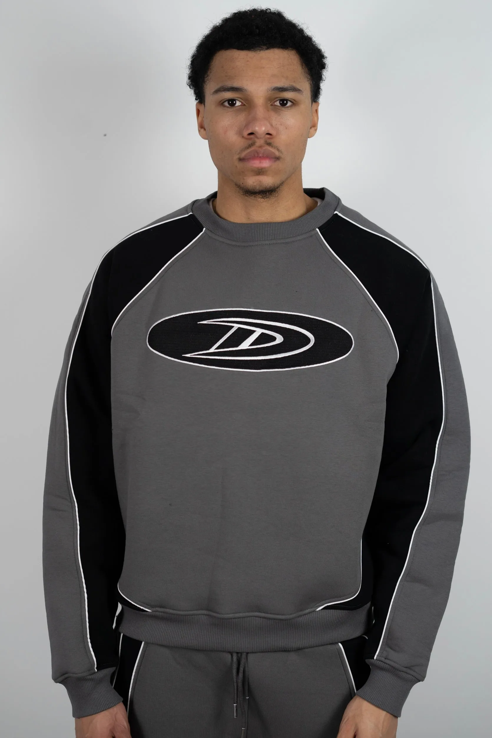 Dix-Sept La Marque Dark Grey Colorblock Sweater