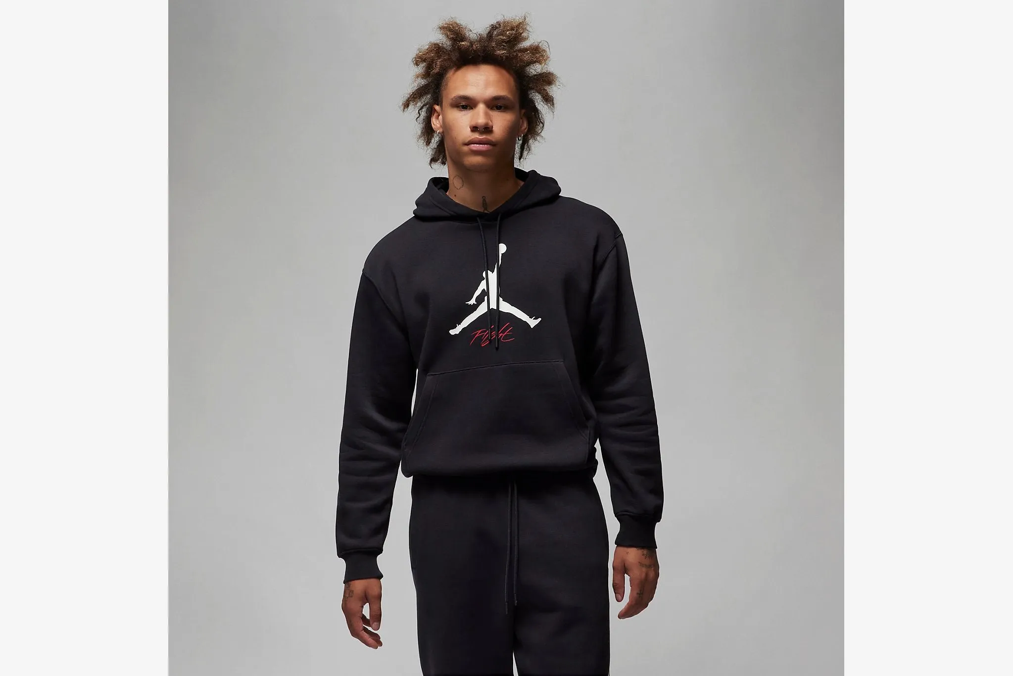 Jordan Essentials Fleece Hoodie M - Black / White