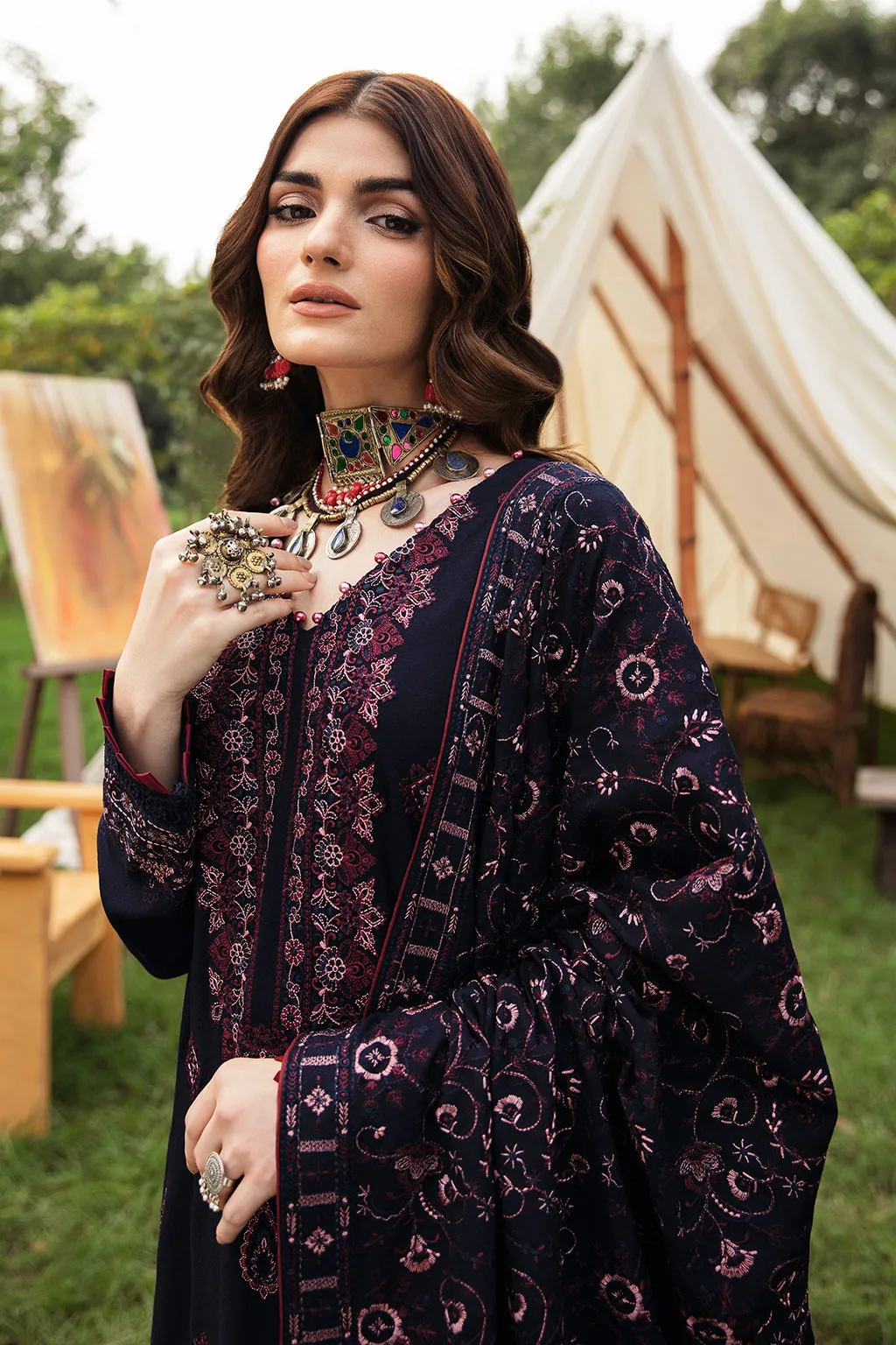 Ramsha Reet Vol-09 Embroidered Karandi Unstitched 3Pc Suit R-902