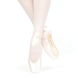 RP Lumina V Cut pointe shoes