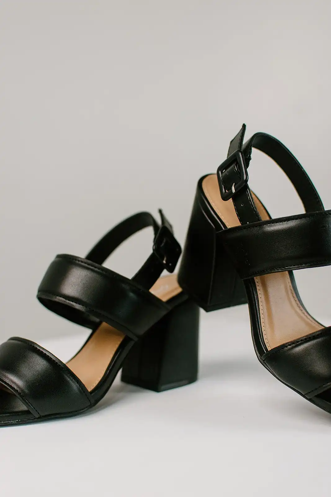 Wide Strap Sling Back Heels Black