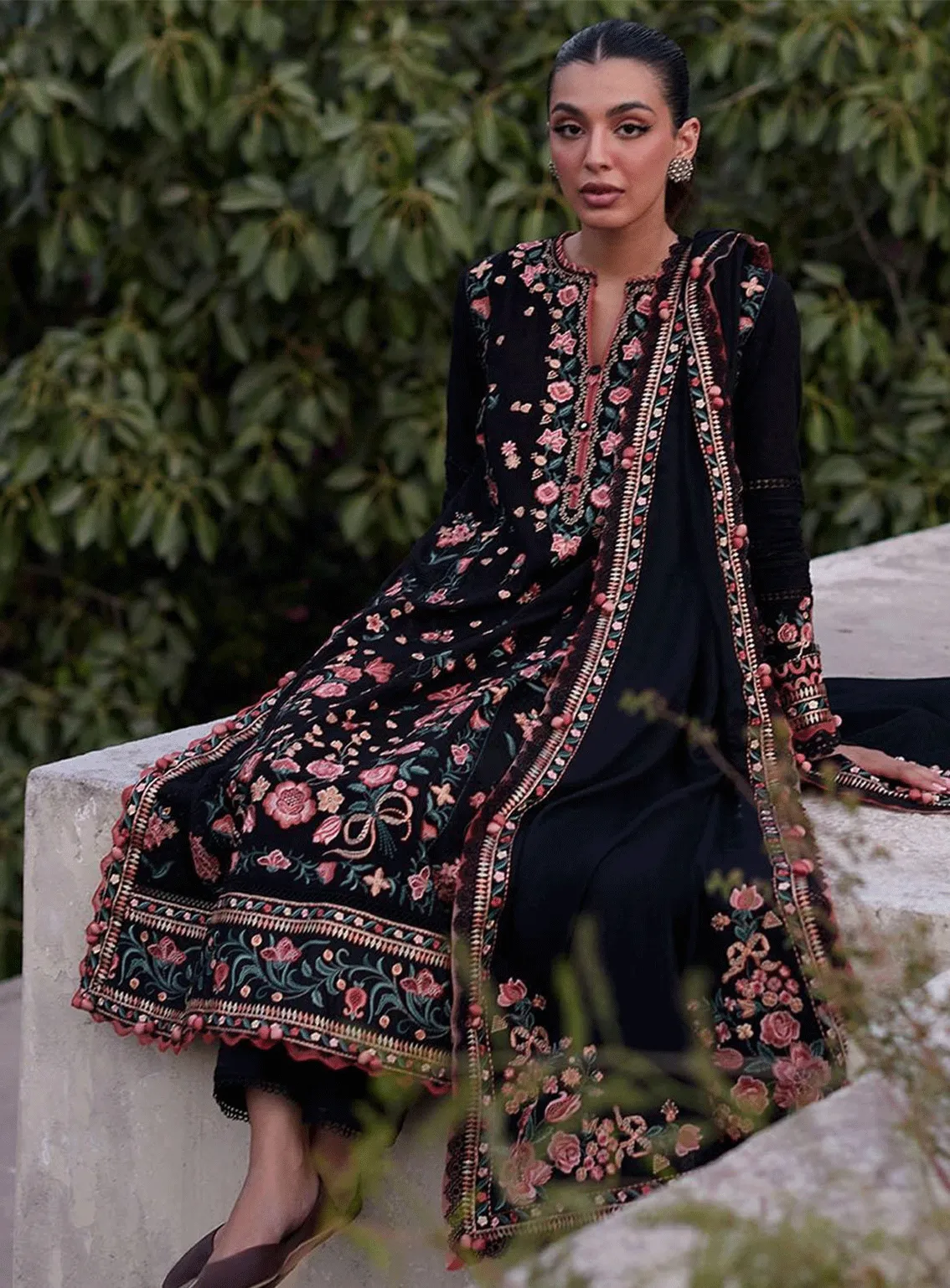 Zaha By Khadijah Shah Embroidered Slub Khaddar Unstitched 3 Piece Suit - ZH23W 02 NEHIR